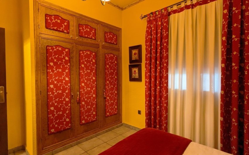 Revente - Villa -
Bigastro - Inland