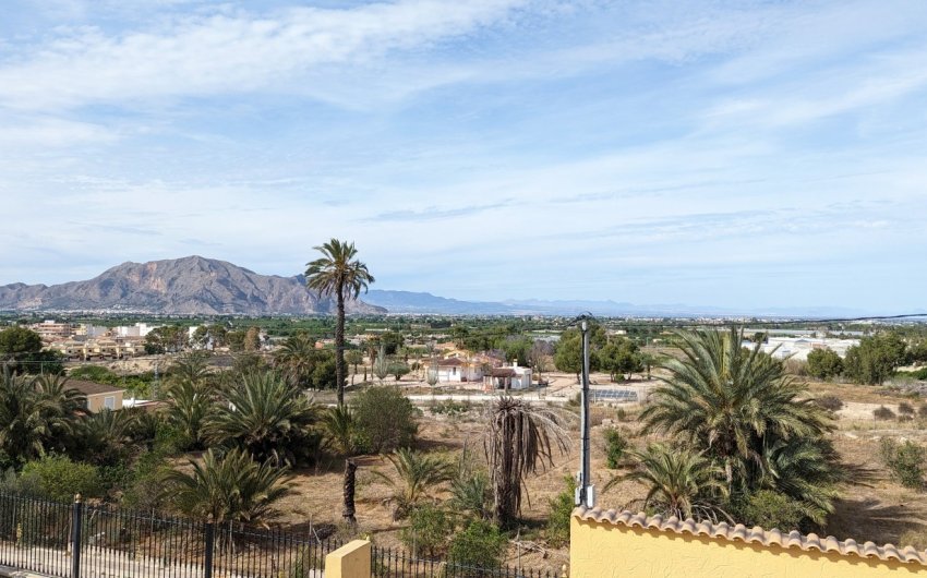 Revente - Villa -
Bigastro - Inland