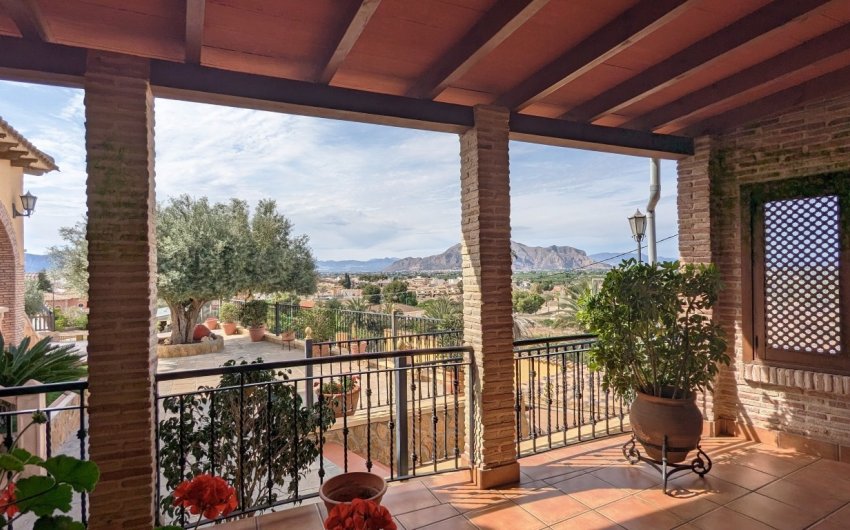 Revente - Villa -
Bigastro - Inland