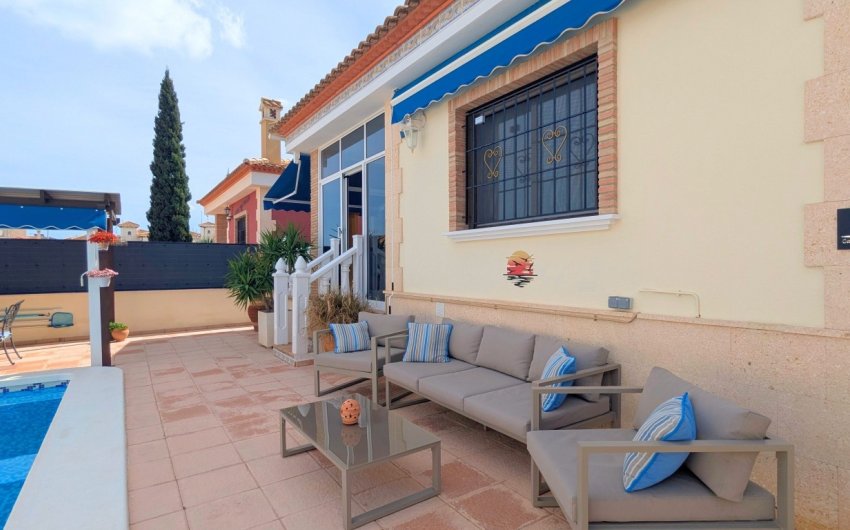 Revente - Villa -
Bigastro - Inland