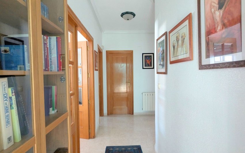 Revente - Villa -
Bigastro - Inland