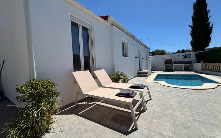 Revente - Villa -
Blanca