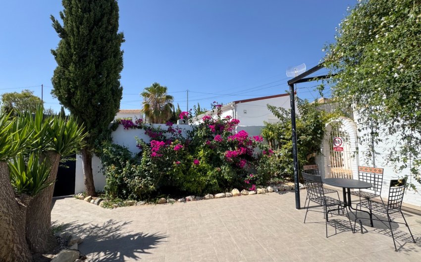 Revente - Villa -
Blanca