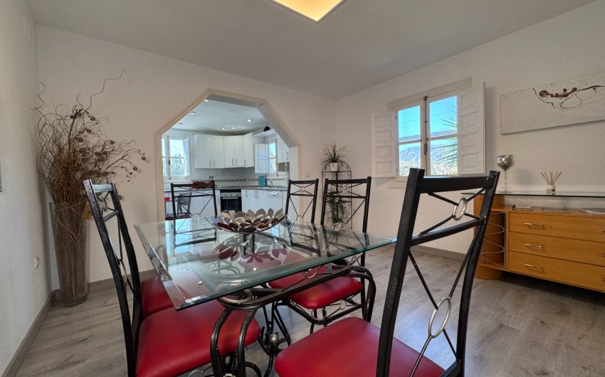 Revente - Villa -
Blanca