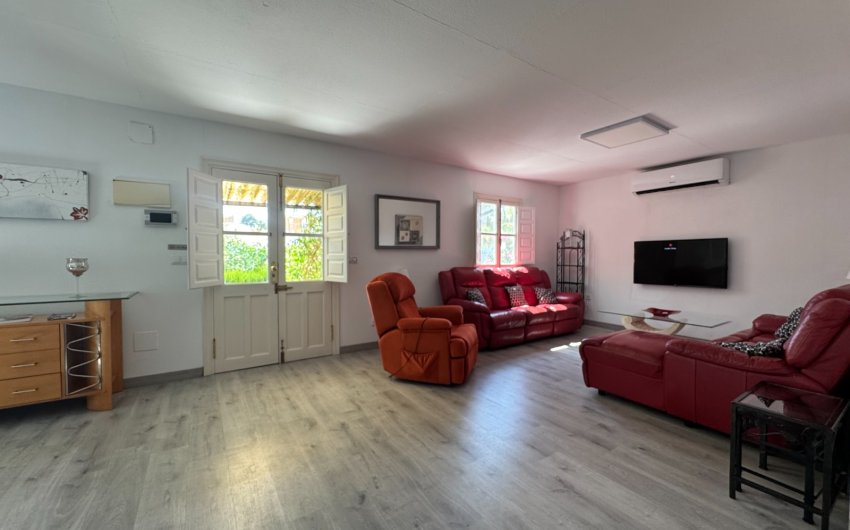 Revente - Villa -
Blanca