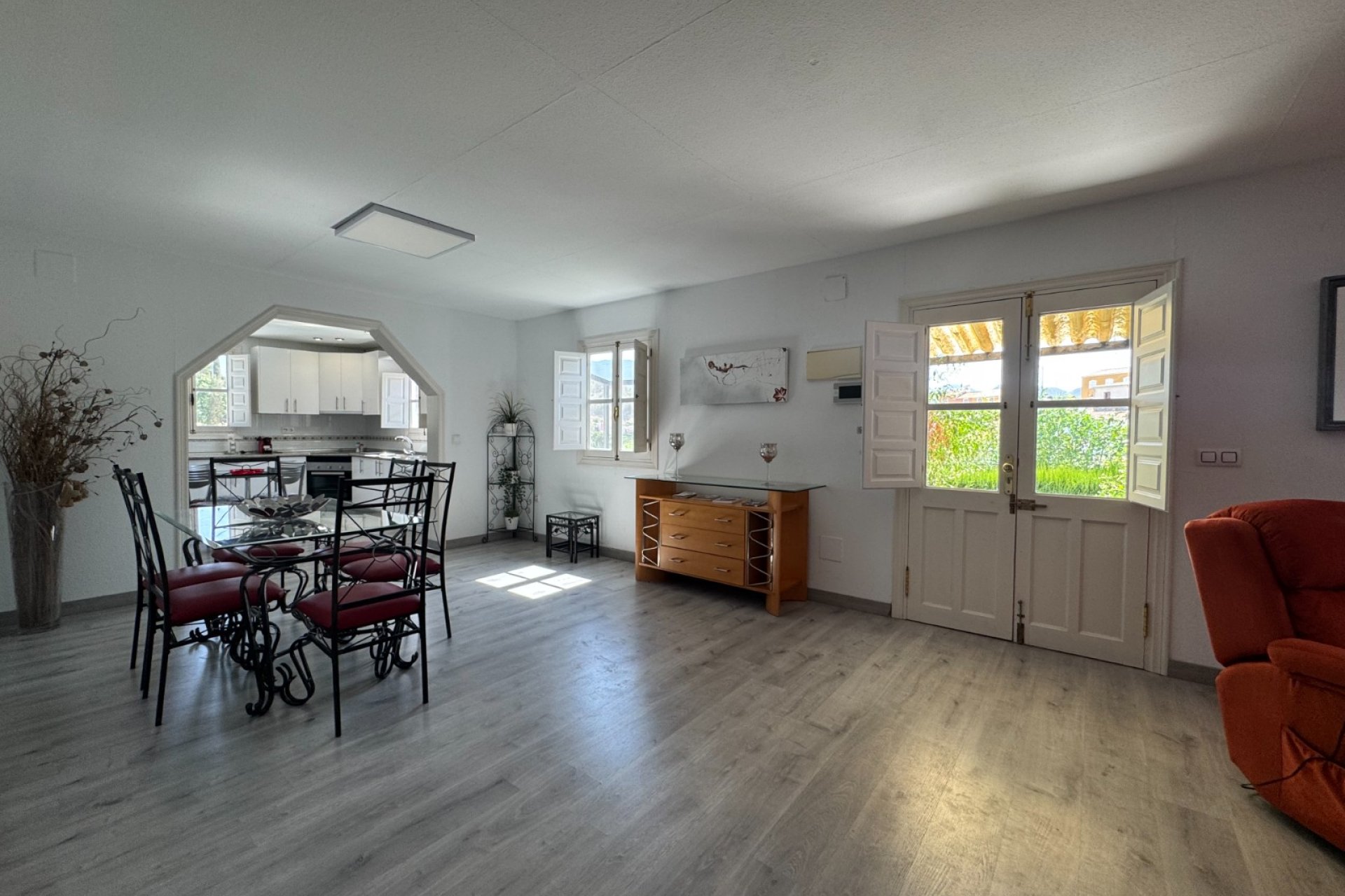 Revente - Villa -
Blanca