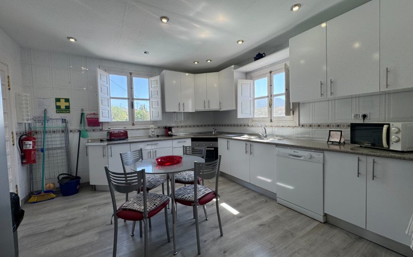 Revente - Villa -
Blanca