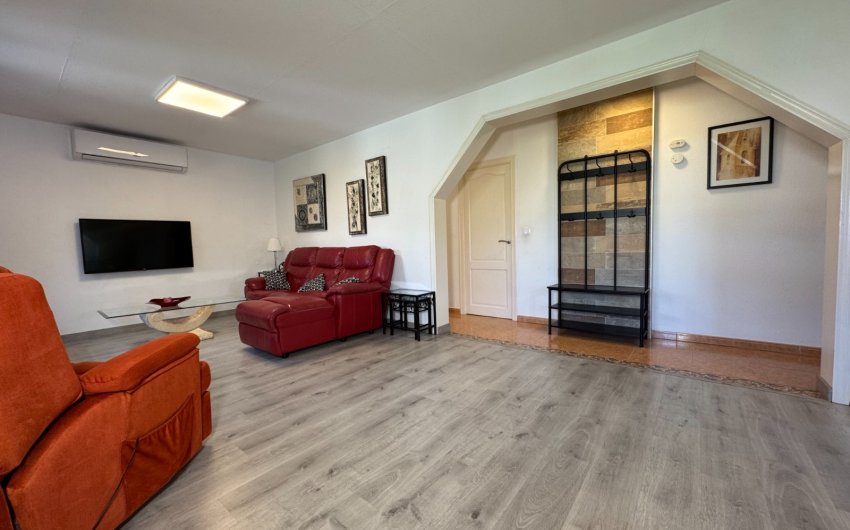 Revente - Villa -
Blanca