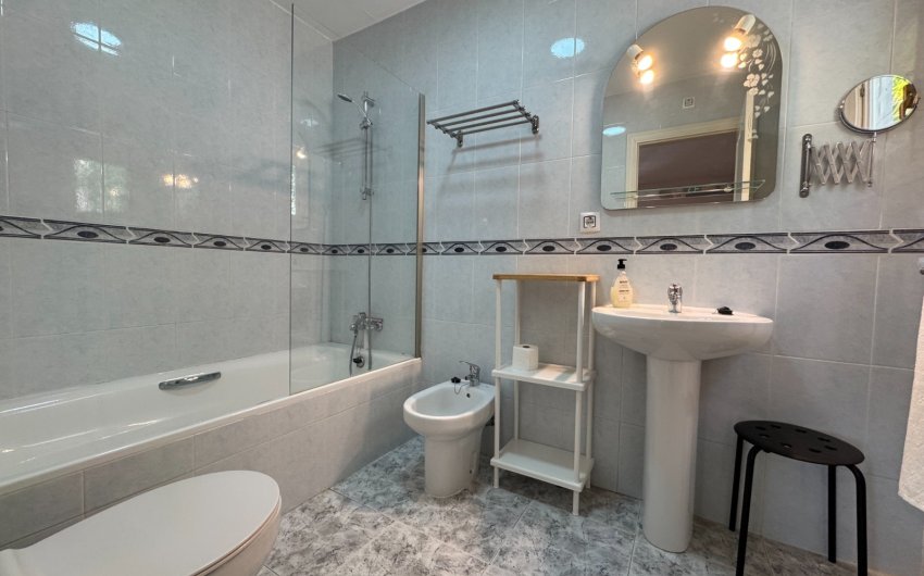 Revente - Villa -
Blanca