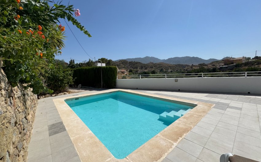 Revente - Villa -
Blanca