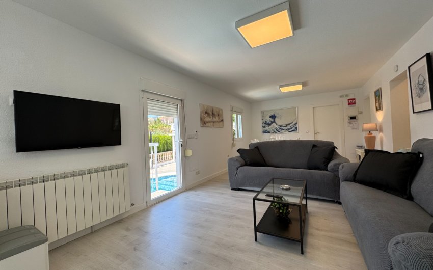 Revente - Villa -
Blanca