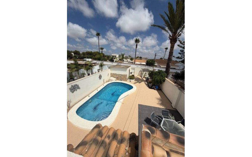 Revente - Villa -
Cabo Roig - Costa Blanca