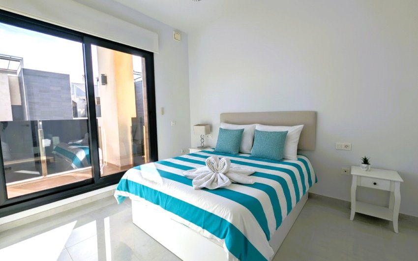 Revente - Villa -
Cabo Roig - Costa Blanca
