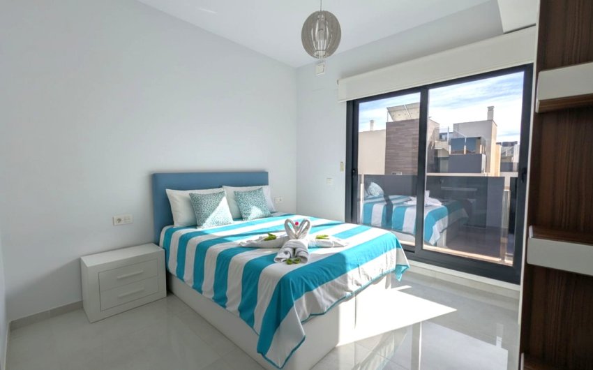 Revente - Villa -
Cabo Roig - Costa Blanca