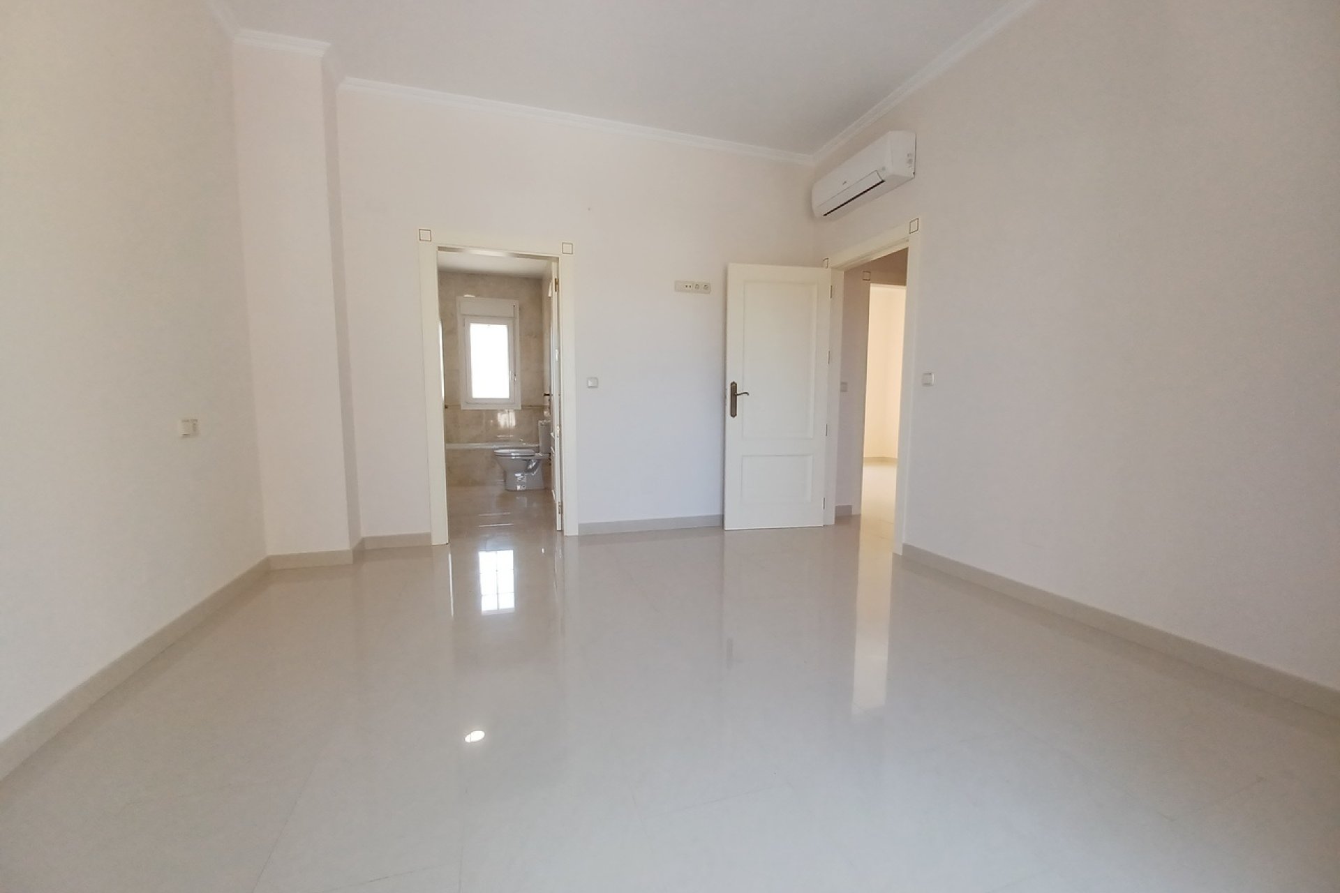 Revente - Villa -
Cabo Roig - Costa Blanca