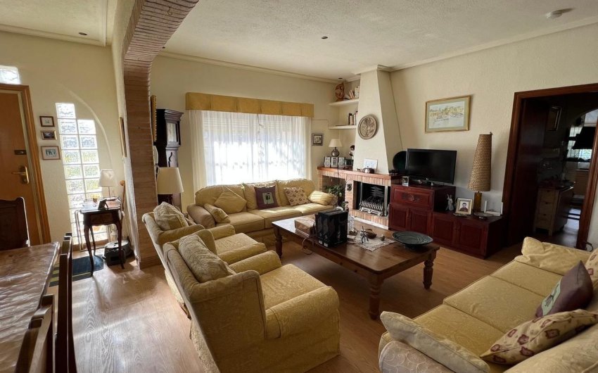 Revente - Villa -
Cabo Roig - Costa Blanca