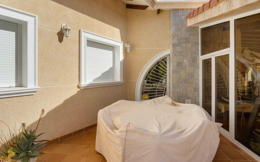Revente - Villa -
Cabo Roig - Muy Cerca De La Playa