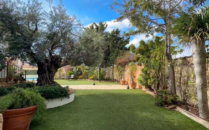 Revente - Villa -
Campoamor - Costa Blanca