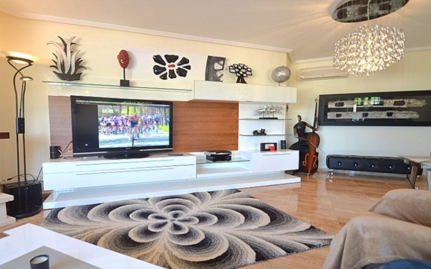 Revente - Villa -
Campos del Río - Inland