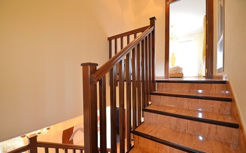 Revente - Villa -
Campos del Río - Inland