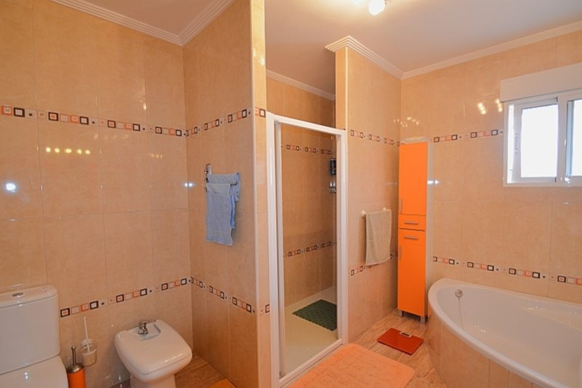 Revente - Villa -
Campos del Río - Inland