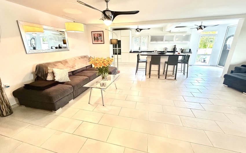 Revente - Villa -
Catral - Costa Blanca