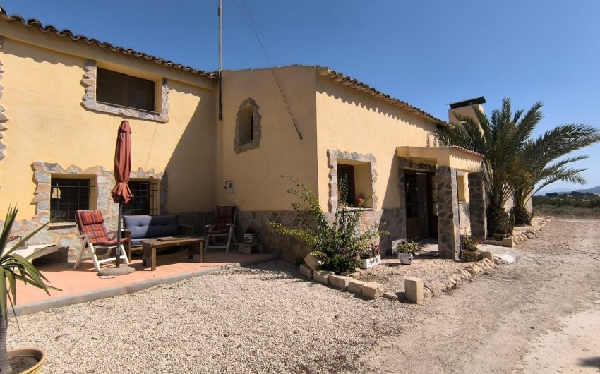 Revente - Villa -
Chinorlet - Inland