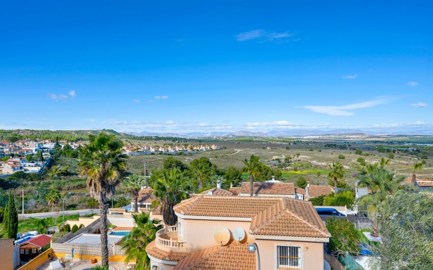 Revente - Villa -
Ciudad De Las Comunicaciones - Costa Blanca
