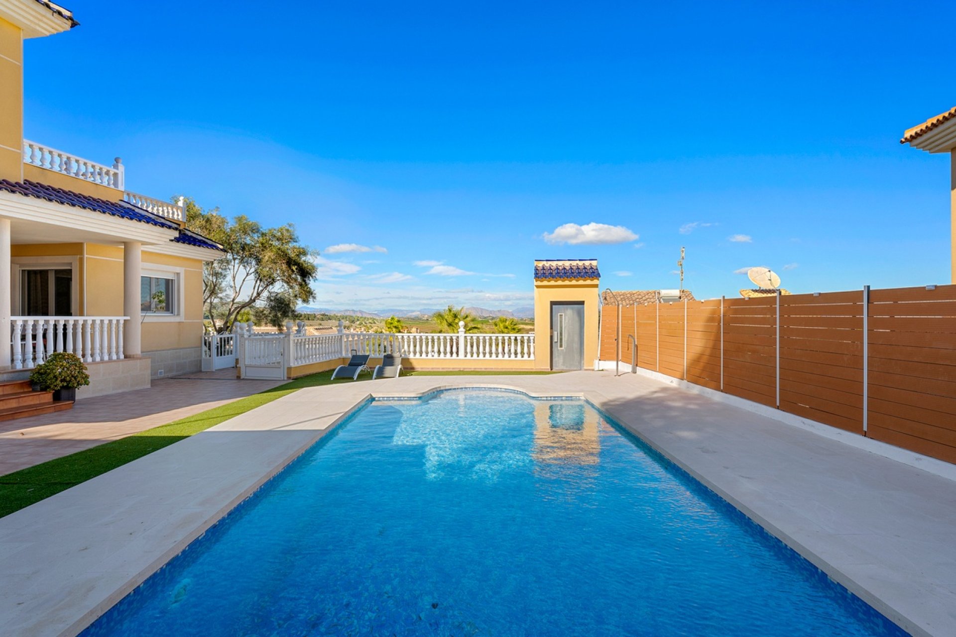 Revente - Villa -
Ciudad De Las Comunicaciones - Costa Blanca