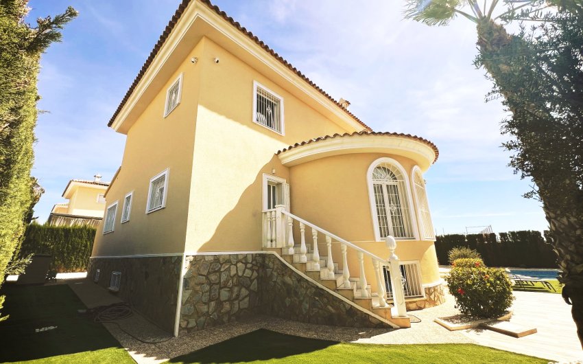 Revente - Villa -
Ciudad Quesada - Costa Blanca