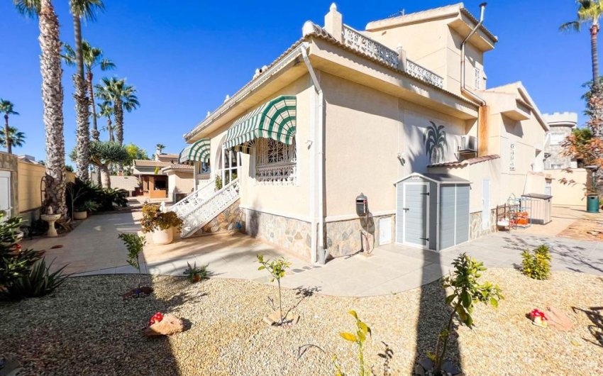 Revente - Villa -
Ciudad Quesada - Doña Pepa