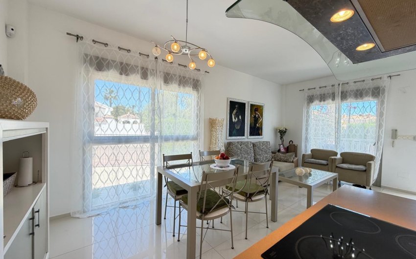 Revente - Villa -
Ciudad Quesada - Dona Pepa