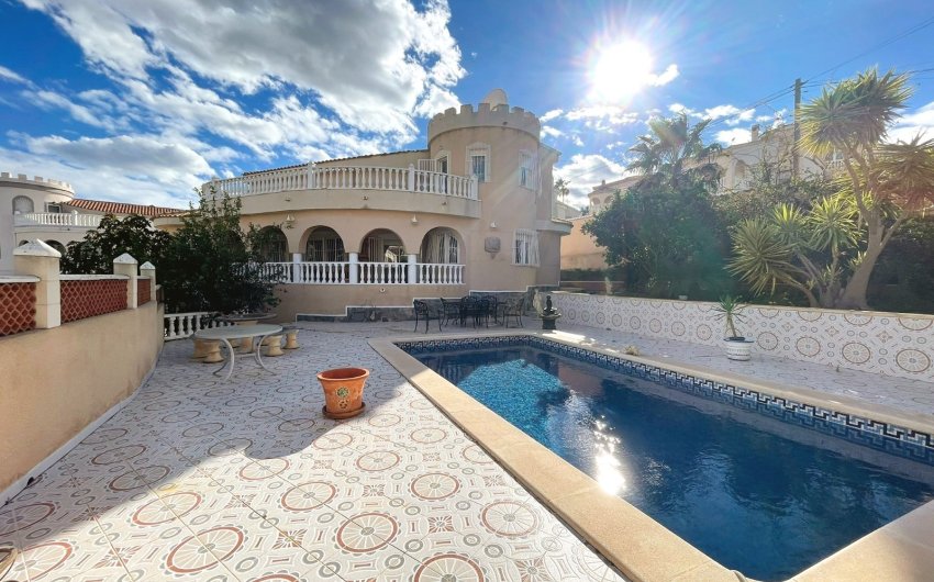 Revente - Villa -
Ciudad Quesada - La Marquesa Golf