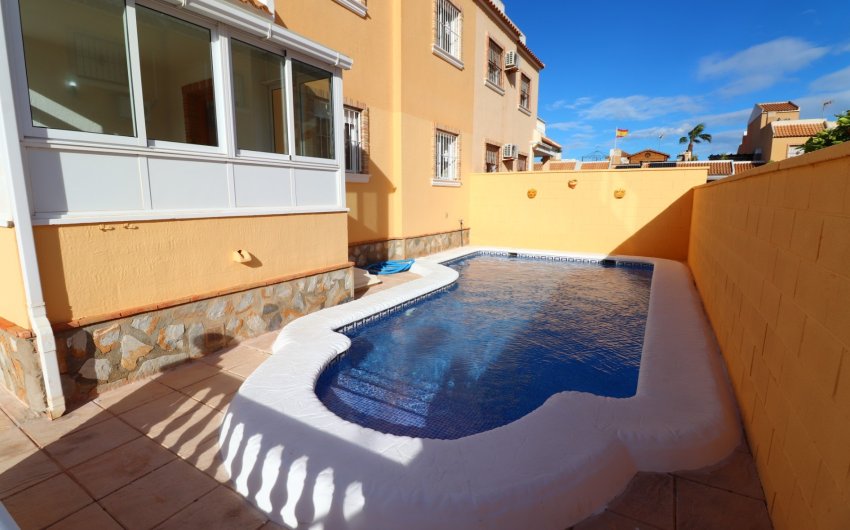 Revente - Villa -
Ciudad Quesada - Lo Marabú