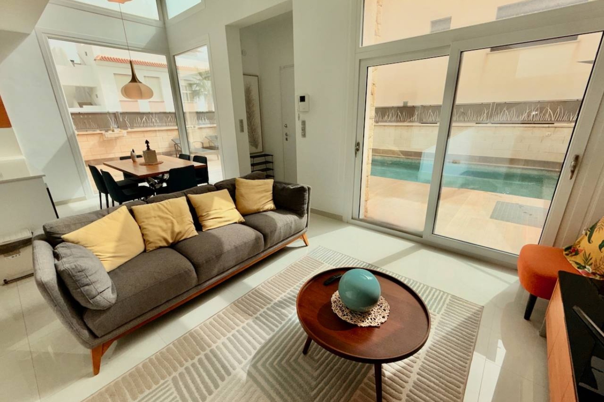 Revente - Villa -
Ciudad Quesada - Pueblo Bravo