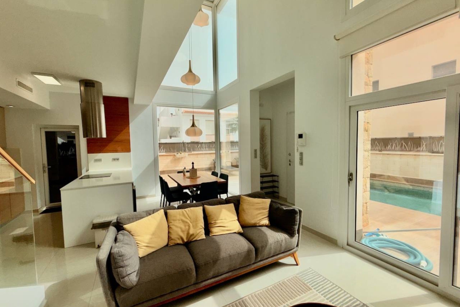 Revente - Villa -
Ciudad Quesada - Pueblo Bravo