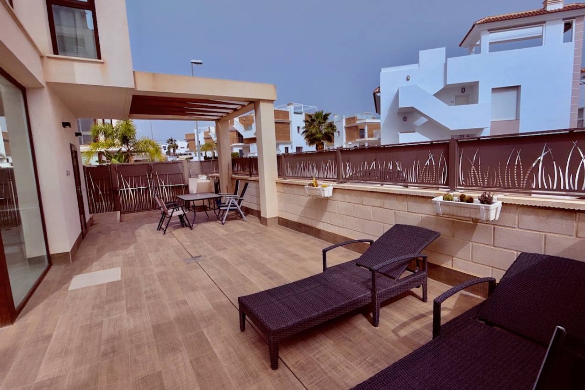 Revente - Villa -
Ciudad Quesada - Pueblo Bravo