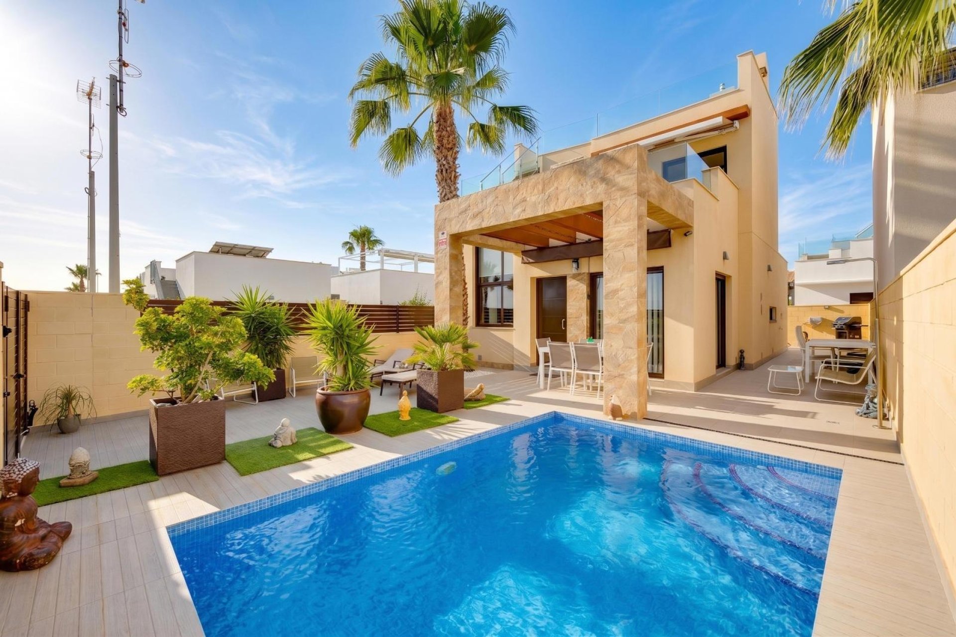 Revente - Villa -
Ciudad Quesada - Pueblo Bravo