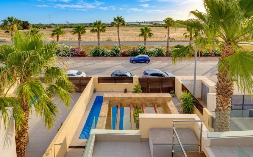 Revente - Villa -
Ciudad Quesada - Pueblo Bravo