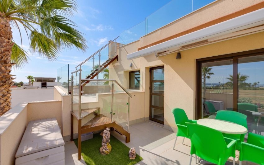 Revente - Villa -
Ciudad Quesada - Pueblo Bravo
