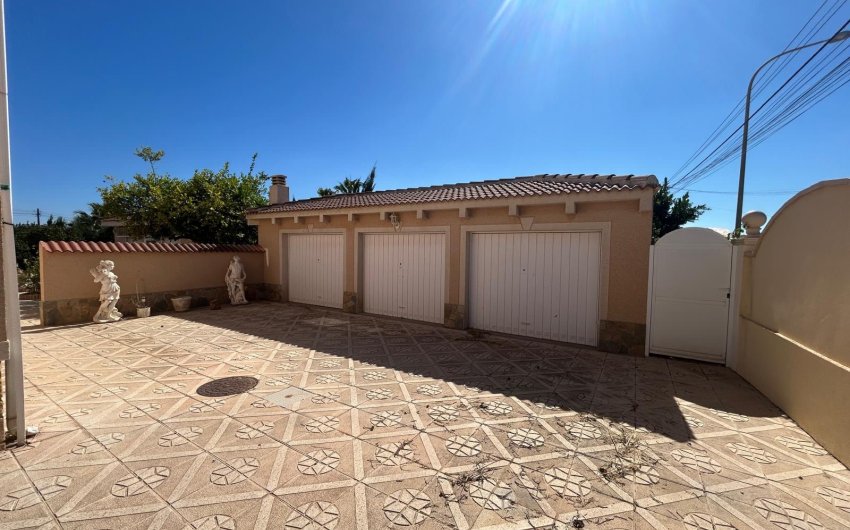 Revente - Villa -
Ciudad Quesada - town