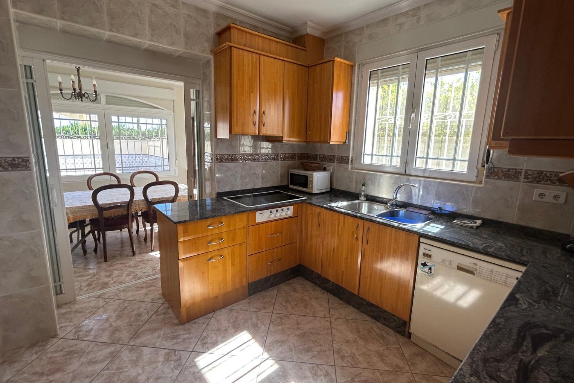 Revente - Villa -
Ciudad Quesada - town