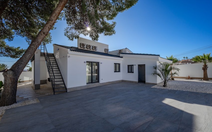 Revente - Villa -
Ciudad Quesada - town