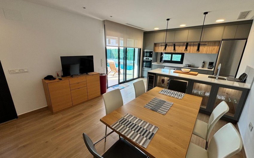 Revente - Villa -
Ciudad Quesada