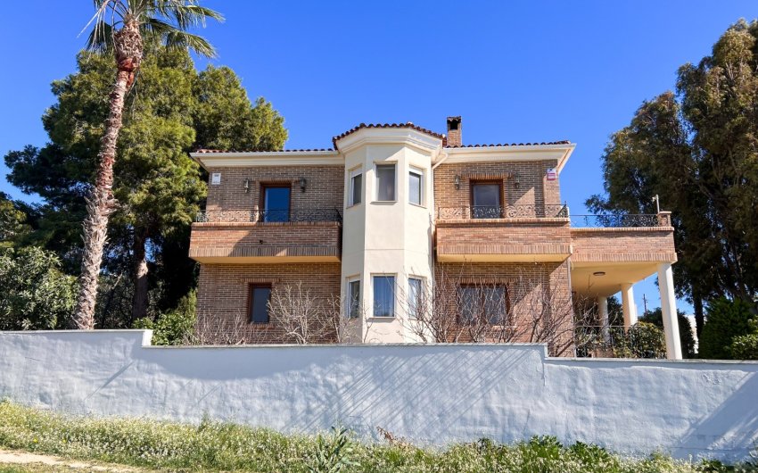 Revente - Villa -
Ciudad Quesada