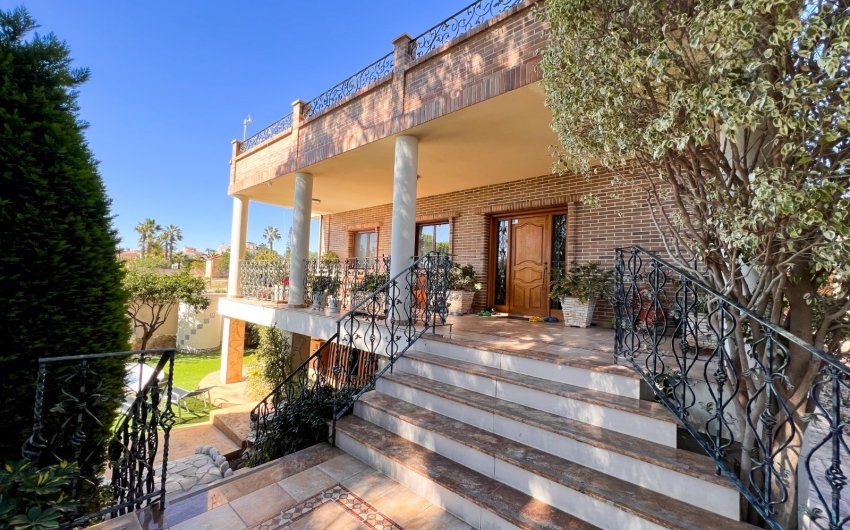 Revente - Villa -
Ciudad Quesada