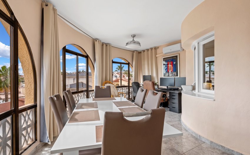 Revente - Villa -
Ciudad Quesada