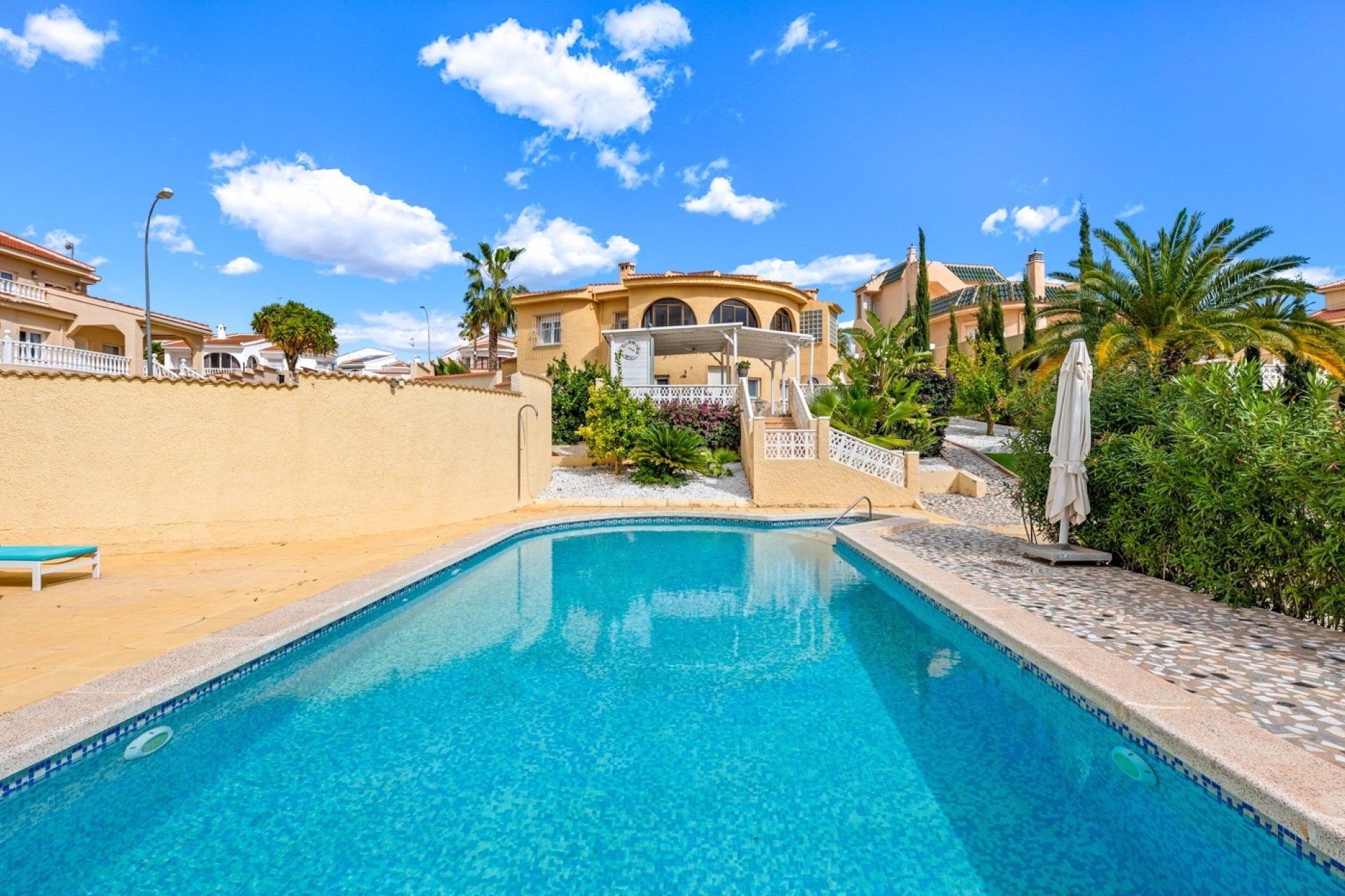 Revente - Villa -
Ciudad Quesada