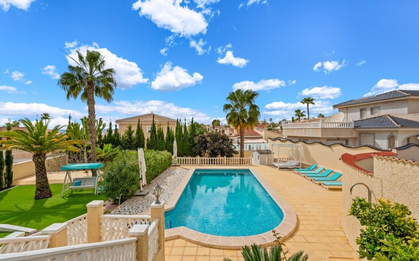 Revente - Villa -
Ciudad Quesada