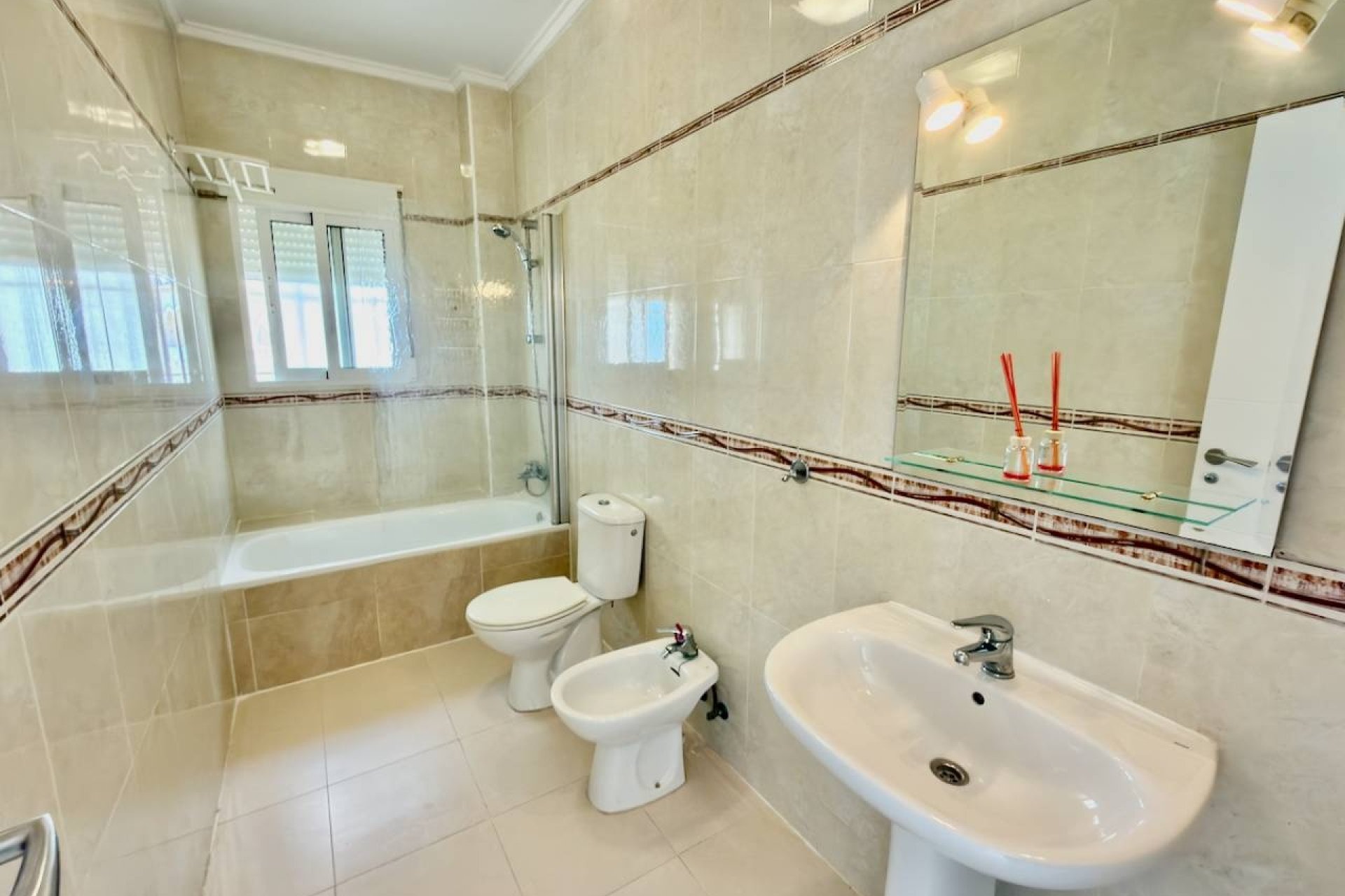 Revente - Villa -
Ciudad Quesada